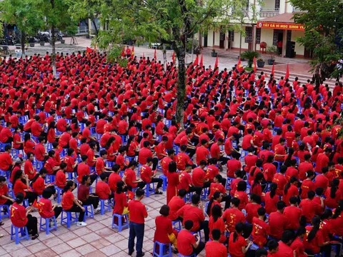 Trường THCS Ngô Văn Sở (phường Lào Cai): Hòa nhịp lịch sử, vững bước vào năm học mới