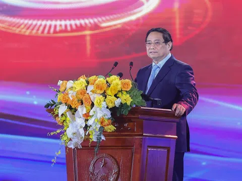 Thủ tướng: Triển lãm 80 năm tôn vinh lịch sử vẻ vang, lan tỏa lòng yêu nước, niềm tự hào, khát vọng vươn mình của dân tộc