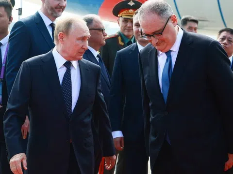 Tổng thống Nga Vladimir Putin tới Thiên Tân tham dự Hội nghị thượng đỉnh SCO 2025