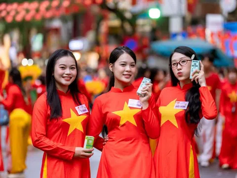 Vinamilk hòa nhịp cùng triệu trái tim mừng 80 năm Quốc khánh