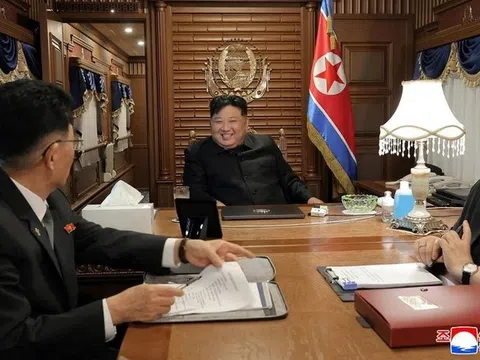 Nhà lãnh đạo Triều Tiên Kim Jong Un đến Trung Quốc bằng tàu hoả bọc thép