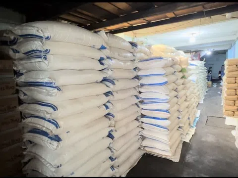 Xử lý nghiêm hành vi vận chuyển, tàng trữ trái phép đường cát nhập khẩu