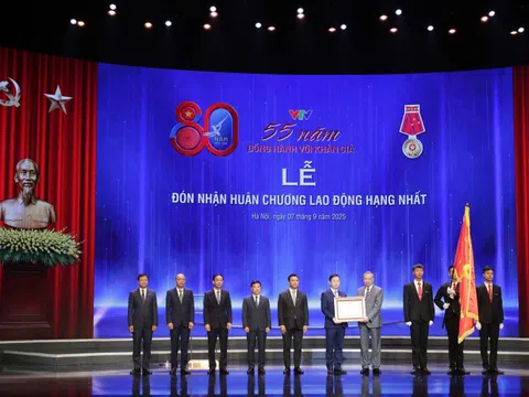 Tổng Bí thư Tô Lâm trao Huân chương Lao động hạng Nhất tặng Đài Truyền hình Việt Nam