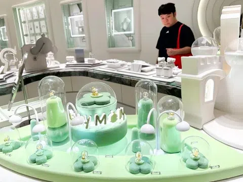 Sau cơn sốt Labubu, Pop Mart lấn sân sang mảng trang sức vàng