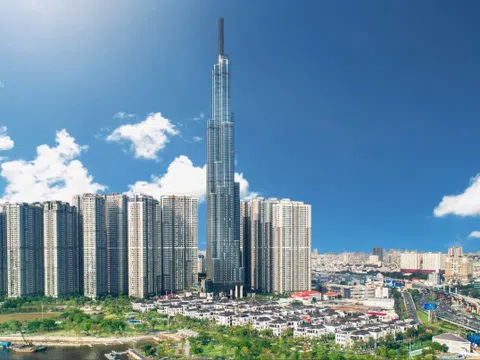 Cổ phiếu Vingroup tăng mạnh sau thông tin khởi kiện