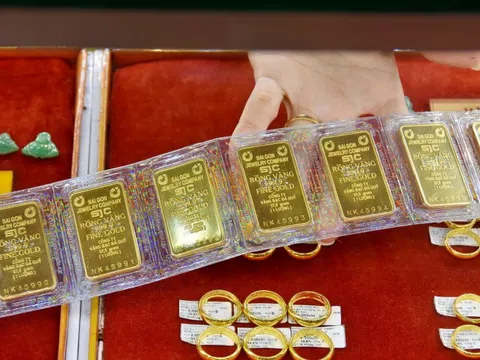 Nghị định 232 mở lối cho thị trường: Doanh nghiệp và ngân hàng sẵn sàng 'tăng cung' vàng