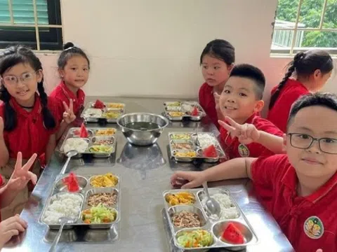 Bản tin 19/9: Hà Nội yêu cầu công khai thực đơn bữa ăn bán trú