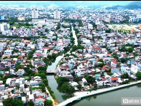 VIDEO: Hồi sinh con kênh "đen" ở Huế