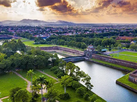 Huế thí điểm dùng thuyền điện tham quan hệ thống thuỷ đạo cổ