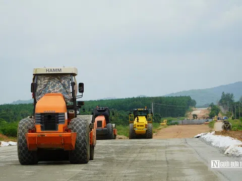 Tất bật trên công trường dự án gần 700 tỷ đồng thúc đẩy kinh tế phía Nam Lâm Đồng