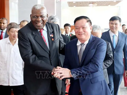 Chủ tịch Quốc hội Cuba thăm, làm việc tại tỉnh Hưng Yên