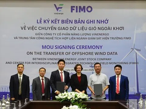 Ông Phạm Nhật Vượng chuyển sở hữu lượng cổ phiếu VIC trị giá gần 10.500 tỷ đồng để gia tăng vốn cho VinEnergo
