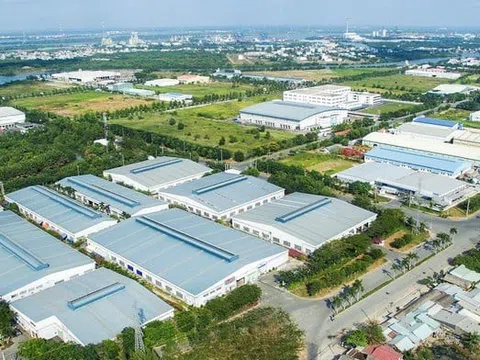 Phát triển KCN và Đô thị Thủ Thừa huy động 100 tỷ đồng trái phiếu giữa lúc bị xếp hạng tín nhiệm 'tương đối rủi ro'