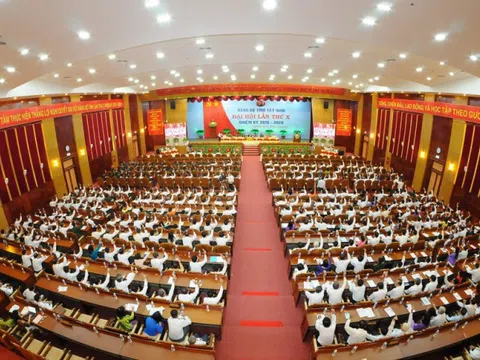 Tây Ninh không nhận hoa chúc mừng tại Đại hội Đảng bộ tỉnh lần thứ I