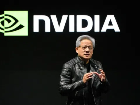 Nvidia cán mốc vốn hóa 4,5 nghìn tỷ USD, giới phân tích lạc quan bất chấp các cảnh báo rủi ro