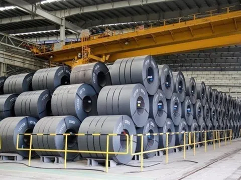 Lợi nhuận giảm hơn 57%, Thép Nam Kim (NKG) vẫn bổ nhiệm thêm Phó Tổng Giám đốc
