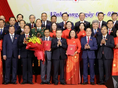Chủ tịch UBND TP. Cần Thơ được chỉ định giữ chức vụ Bí thư Tỉnh ủy Vĩnh Long