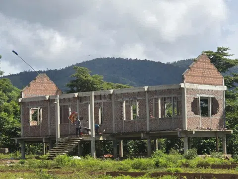 Vì sao nhà rông tiền tỷ ở Gia Lai bị tháo dỡ?