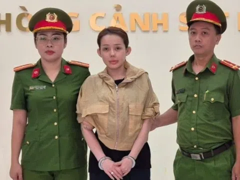 Hé lộ pháp nhân kinh doanh sản phẩm giảm cân với doanh thu hàng trăm tỷ đồng của Ngân 98