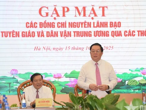 Gặp mặt các thế hệ lãnh đạo Ban Tuyên giáo và Dân vận Trung ương