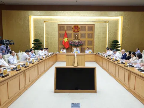 Thường trực Chính phủ làm việc với các hiệp hội, doanh nghiệp về tháo gỡ vướng mắc hợp chuẩn, hợp quy hàng hóa