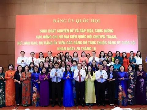 Chủ tịch Quốc hội Trần Thanh Mẫn gặp mặt nữ đại biểu Quốc hội, nữ lãnh đạo thuộc Đảng ủy Quốc hội
