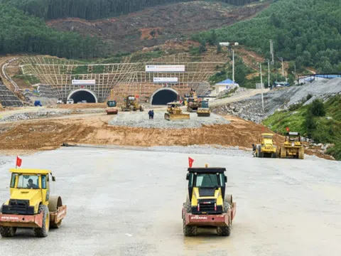 Bộ Xây dựng: Giải ngân vốn đầu tư công đạt hơn 54% kế hoạch năm