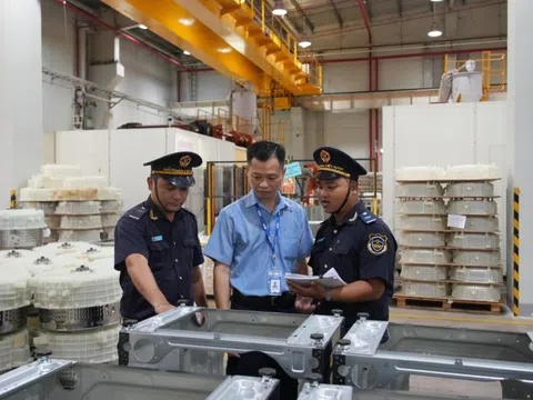 Xuất nhập khẩu hàng hóa của Việt Nam đạt mốc kỷ lục 700 tỷ USD