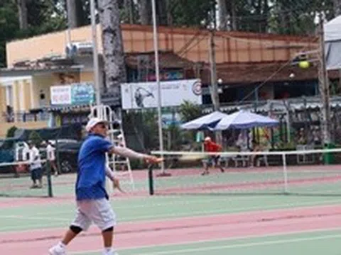 Chơi thể thao phong trào – Bài 1: Khi lời mời trở thành ‘con dao hai lưỡi’