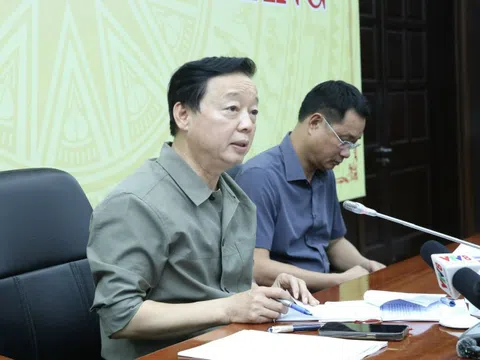 Phó Thủ tướng Trần Hồng Hà kiểm tra tình hình ứng phó, khắc phục hậu quả do mưa lũ, ngập lụt gây ra tại TP. Đà Nẵng