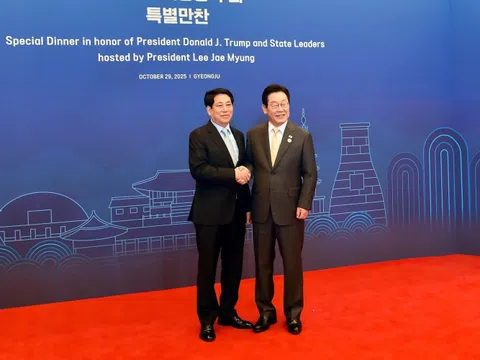 Hoạt động đầu tiên của Chủ tịch nước Lương Cường trong khuôn khổ Tuần lễ cấp cao APEC 2025