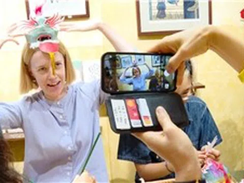 Lưu giữ Trung thu truyền thống, lan tỏa sức sống di sản đến với giới trẻ