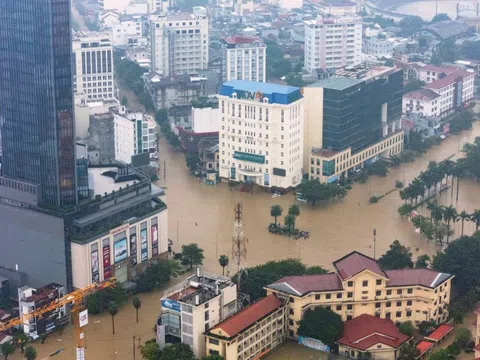 Hỗ trợ khẩn cấp 350 tỷ đồng cho TP Huế, Quảng Trị, Quảng Ngãi khắc phục thiệt hại mưa lũ