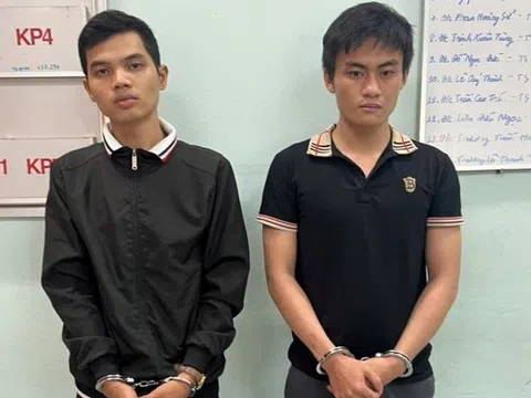 Bắt hai đối tượng đánh học sinh, cướp xe máy và điện thoại ở Đồng Nai