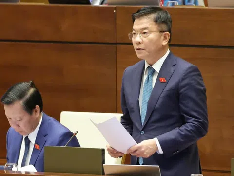 Phó Thủ tướng Lê Thành Long: Nợ công thấp hơn nhiều giới hạn quy định; chi đầu tư phát triển sẽ chiếm 40%