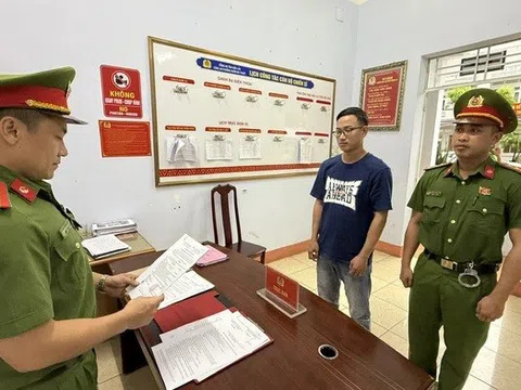 Bắt 1 phó phòng chi nhánh ngân hàng vay tiền của người dân rồi bỏ trốn