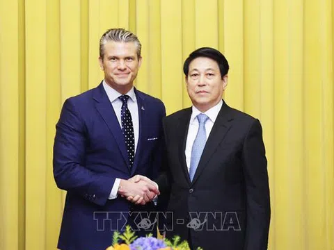 Chủ tịch nước Lương Cường tiếp Bộ trưởng Bộ Chiến tranh Hoa Kỳ