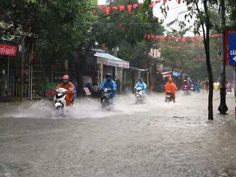 Biển Đông sắp đón bão số 13, dự báo ngày 7/11 vào đất liền các tỉnh miền Trung