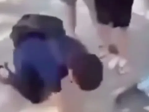 Yêu cầu công khai đường dây nóng xử lý bạo lực học đường