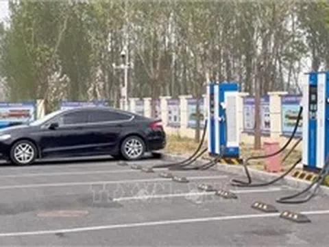 Năm đột phá giúp việc sở hữu xe điện trở nên thuận tiện hơn