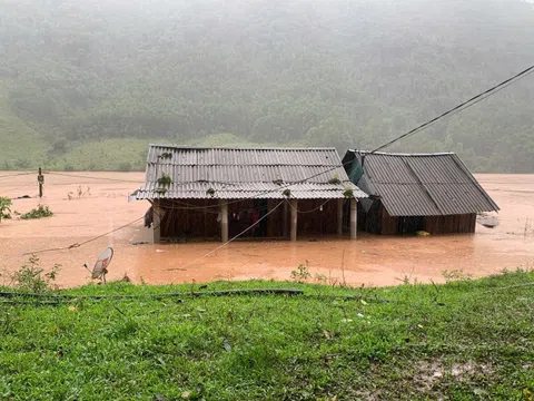 Quảng Trị: Mưa lớn gây ngập lụt tại nhiều địa phương