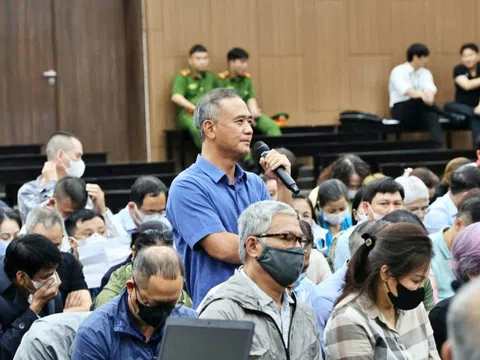 Cựu Bí thư Thành uỷ Hoà Bình khai phải vay mượn tiền để đánh bạc ở khách sạn Pullman