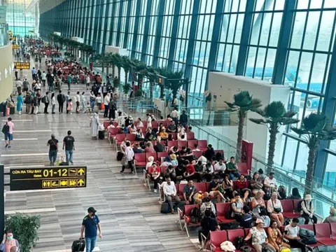Bị phản ánh kiểm tra hành lý xách tay gây phiền hà, Cục Hàng không yêu cầu rà soát
