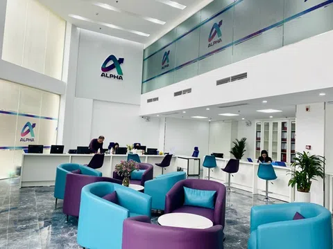 Chứng khoán Alpha bị phạt 20 triệu đồng do không báo cáo HNX khi mua cổ phiếu ABC