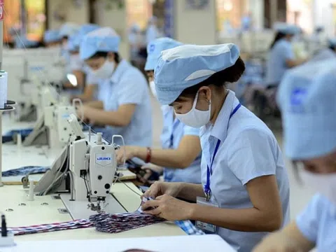 Vượt thách thức, ngành dệt may giữ đà tăng trưởng tích cực