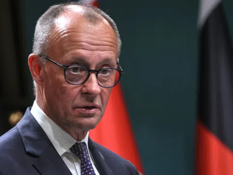 Thủ tướng Đức tuyên bố cứng rắn, muốn người tị nạn Syria trở về nhà