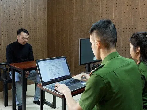 Khởi tố nhóm đối tượng cho vay nặng lãi qua app, lãi suất hơn 2.000%/năm