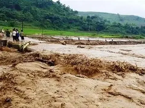 Khẩn trương khắc phục hậu quả của bão số 13; sẵn sàng ứng phó mưa lũ những ngày tới