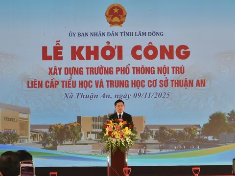 Phó Thủ tướng Hồ Đức Phớc dự Lễ khởi công dự án đầu tư xây dựng Trường Phổ thông nội trú liên cấp tiểu họ và trung học cơ sở Thuận An, Lâm Đồng