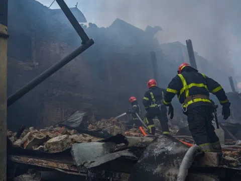 Ông Zelensky muốn thêm áp lực lên Moscow, Nga nói không trông chờ gì vào phương Tây